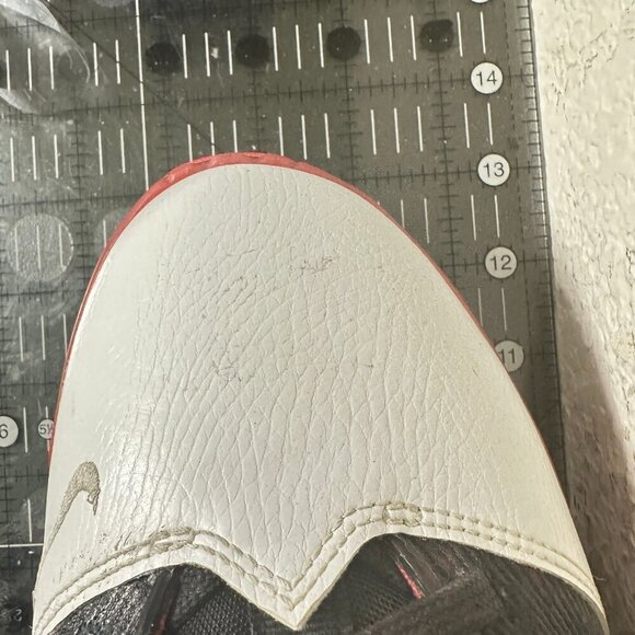 Nike Lebron 19 Low Bred Men Size 11.5 DH1270 001 Black White Red Training Shoes - Picture 12 of 12